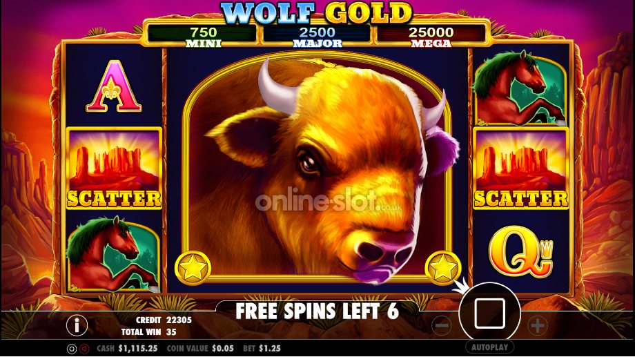 Winning combination with a stack of Wild symbols in Wolf Gold